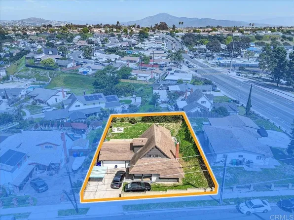 111 69th St, San Diego, CA 92114