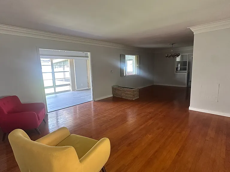 W Beacon Rd — Photo 8