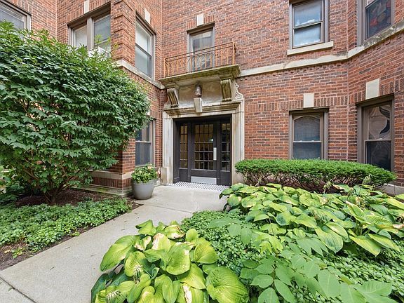 3rd image of 52 Forest Ave APT 2N