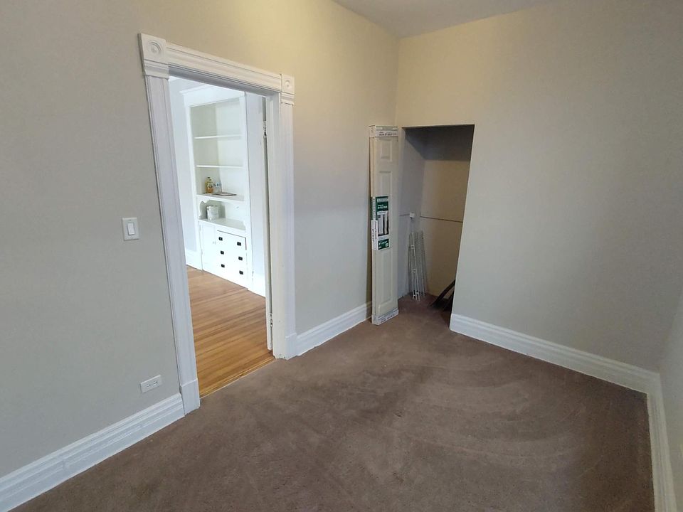 1st image of 4144 N Damen Ave #2