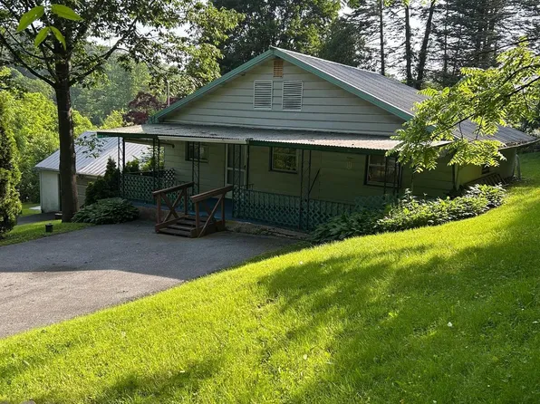 344 N Galen Hall Rd, Wernersville, PA 19565