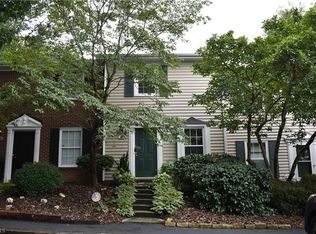 2665 Cottage Pl, Greensboro, NC 27455