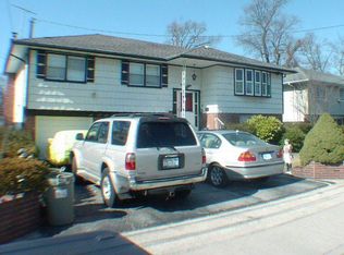 934 Edwards Blvd, Valley Stream, NY 11580