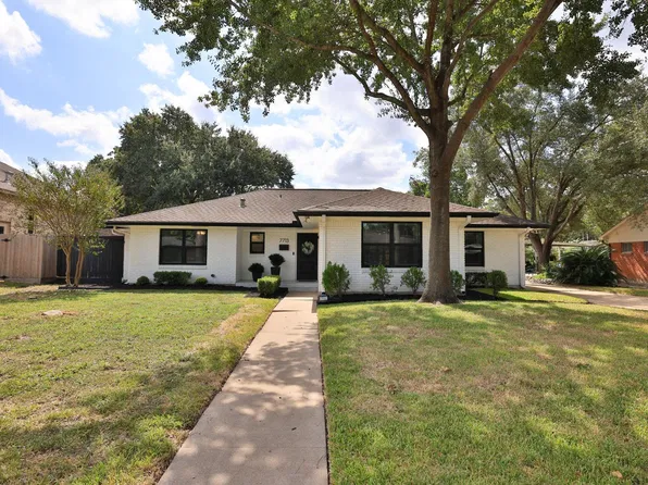 7713 Valley View Ln, Houston, TX 77074
