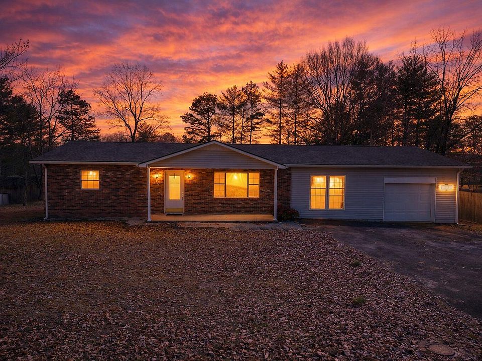 1st image of 120 Hardin Rd