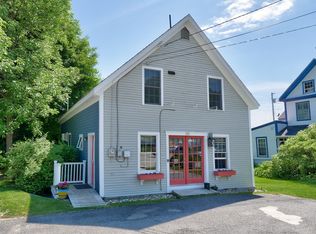295 Common Rd, Union, ME 04862