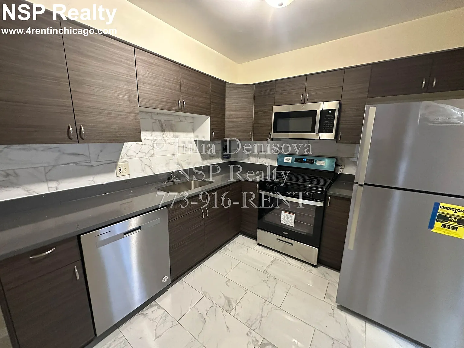430 Stevens Dr — Photo 1