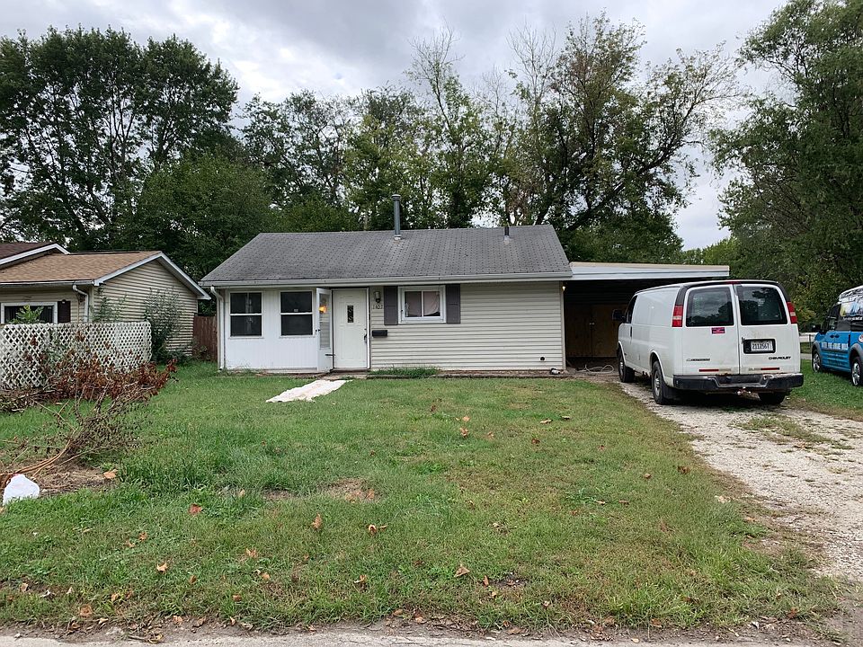 2nd image of 1405 Hedge Rd