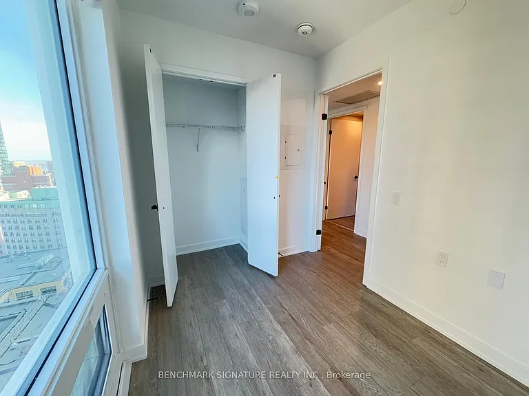 88 Queen St E #1703 — Photo 30