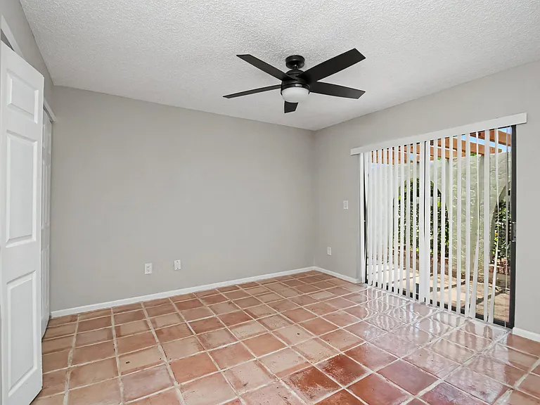 7407 Silver Woods Ct — Photo 20