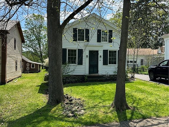 2nd image of 30 Maple St