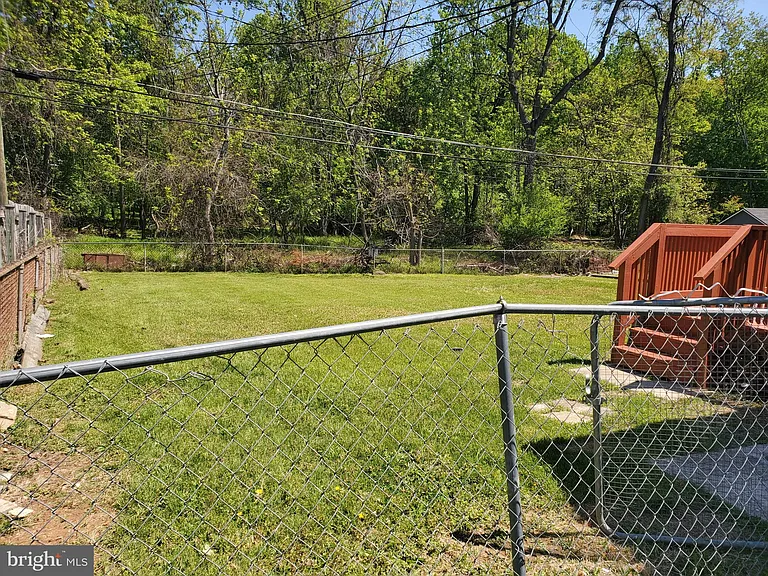 8408 Church Ln — Photo 31