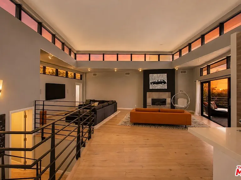 3223 Tareco Dr — Photo 20