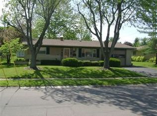 914 Hile Ln, Englewood, OH