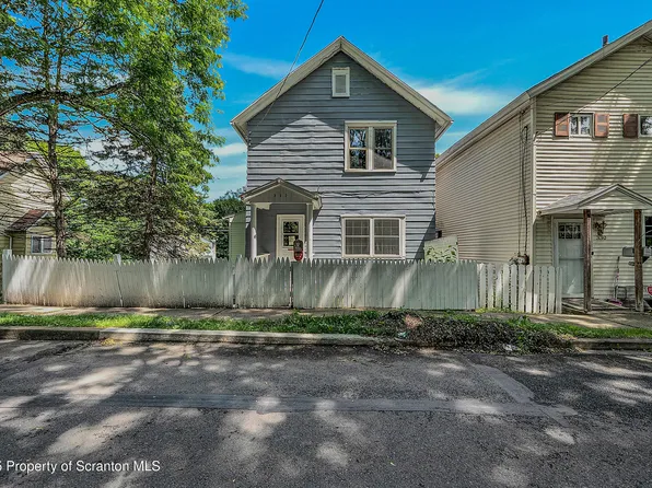 332 Spring St, Scranton, PA 18508