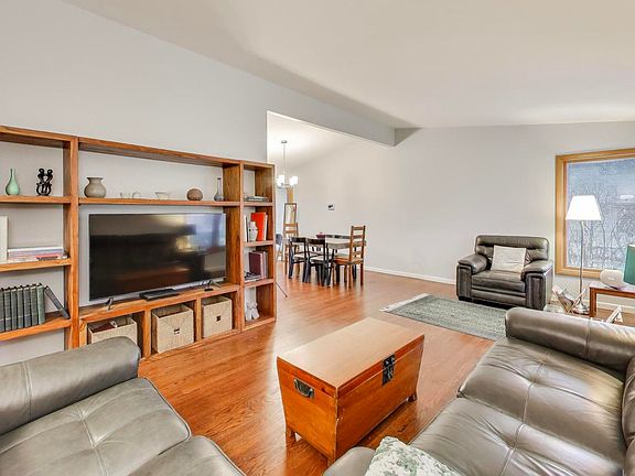 2nd image of 3349 University Ave