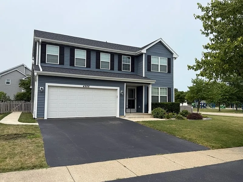 4906 Goodhue Ln photo 1