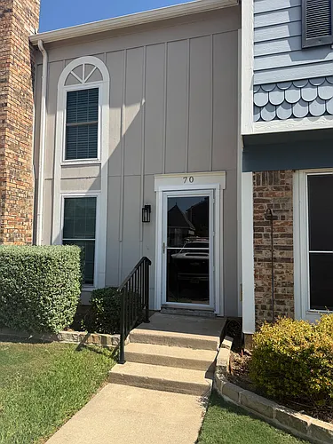 70 Winchester Dr Photo 1