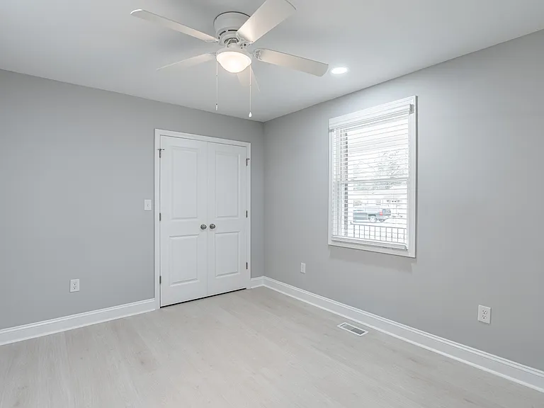 3250 Bagnal Dr — Photo 13