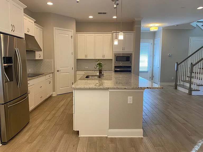461 Oviedo Blvd — Photo 11