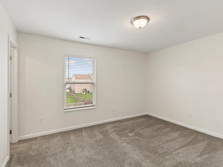 1260 Candora St — Photo 11