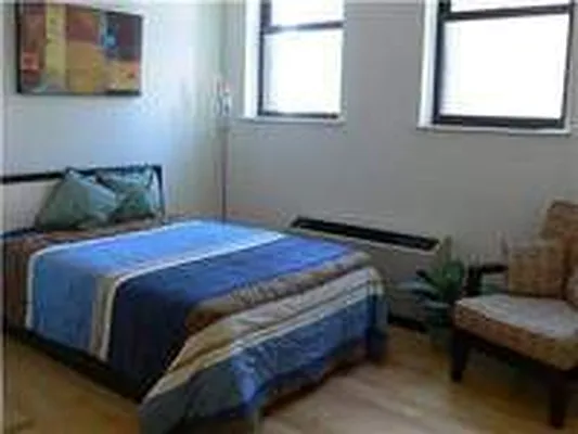 Rented by New York Residence | media 98