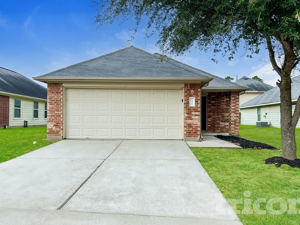 21427 Wilona Way