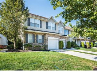 310 Hidden Dr, Blackwood, NJ 08012