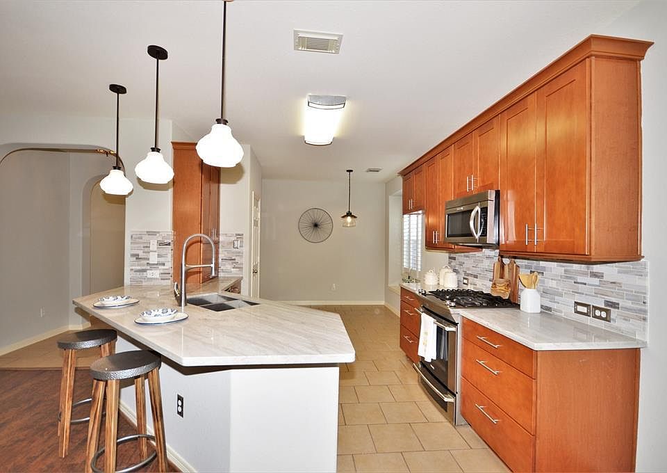 1st image of 2736 San Marco Ln