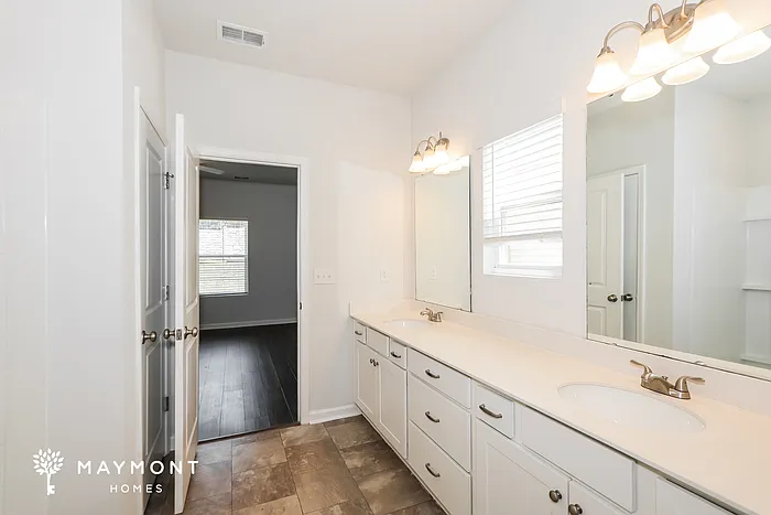 360 Augustine Dr — Photo 10