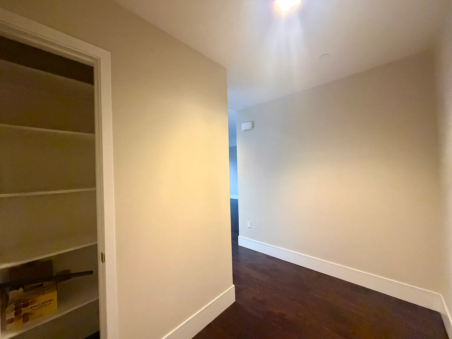 1 bed, 715 sqft, $3,400 — Photo 2