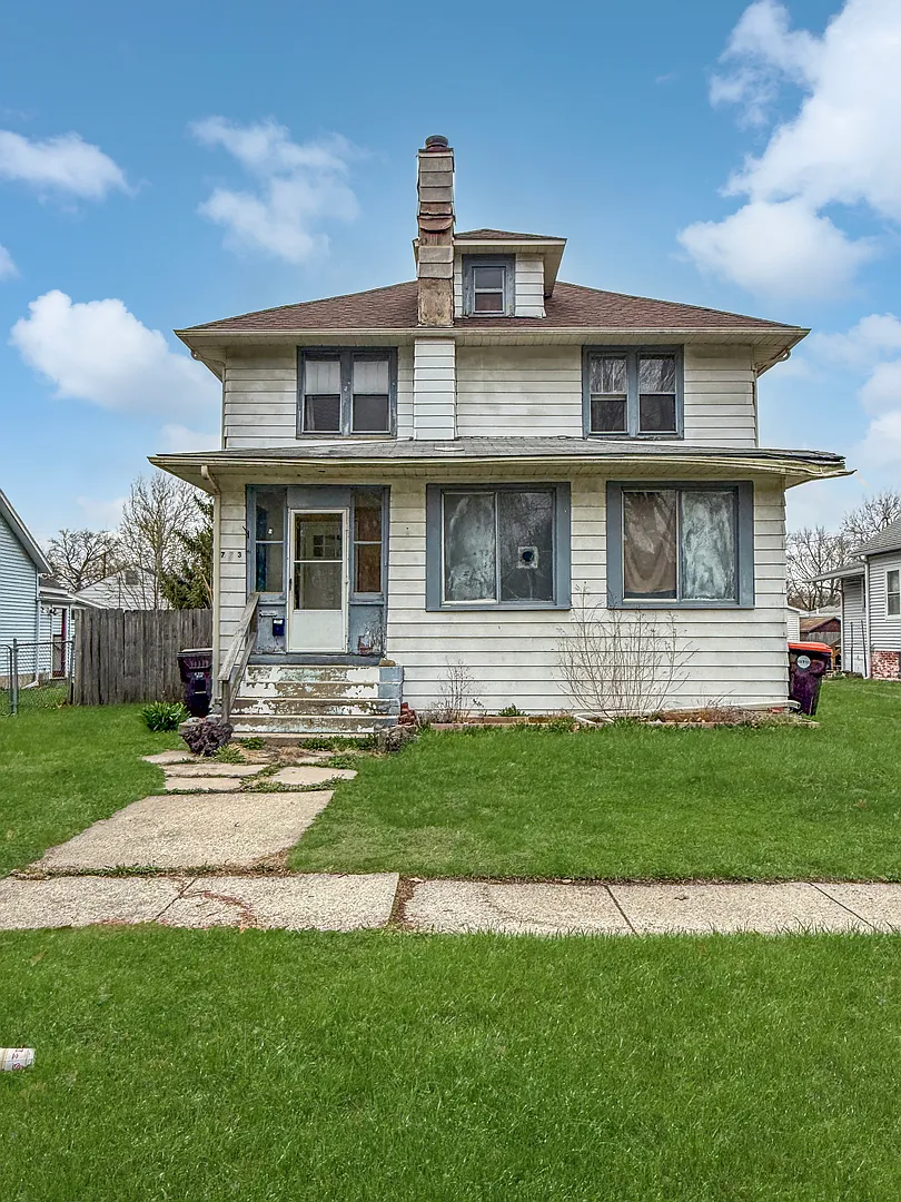 723 E Sangamon Ave photo 1