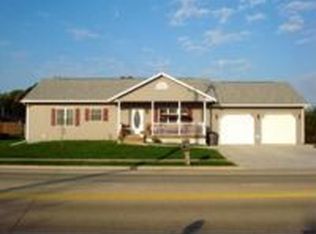 220 N Douglas St, Ripon, WI 54971
