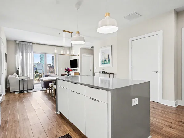 214 Hunt St #710, Durham, NC 27701