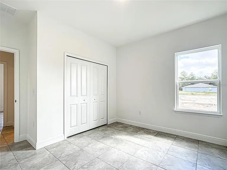 406 Marion Oaks Trl — Photo 38