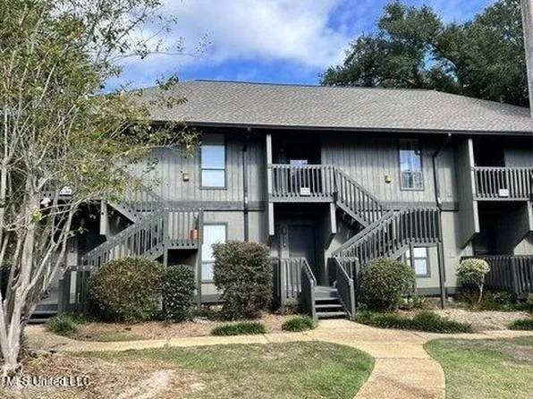 121 Lanai Vlg #F, Diamondhead, MS 39525