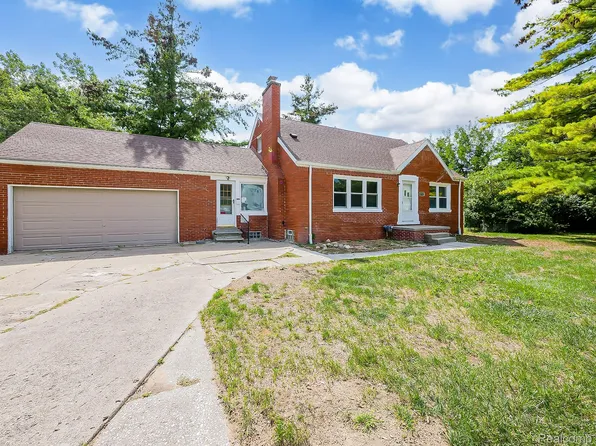 14102 Toepfer Rd, Warren, MI 48089