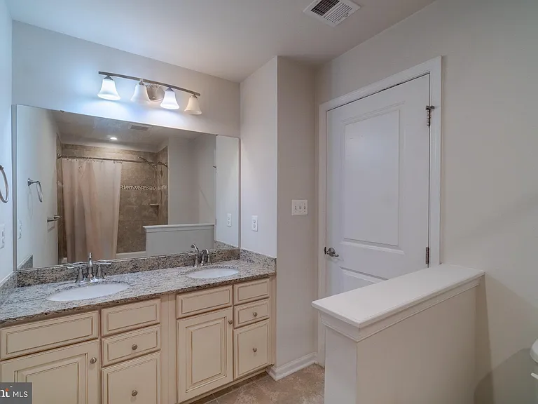 6573 Autumn Olive Dr — Photo 18