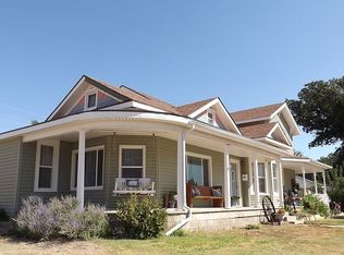 201 E 6th St, Ellis, KS 67637