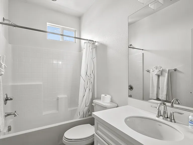 6397 Peacock Ct — Photo 20