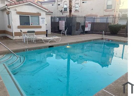 3 bed, 1370 sqft, $1,900 — Photo 4