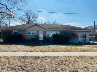 7301 W 71st St, Bridgeview, IL 60455