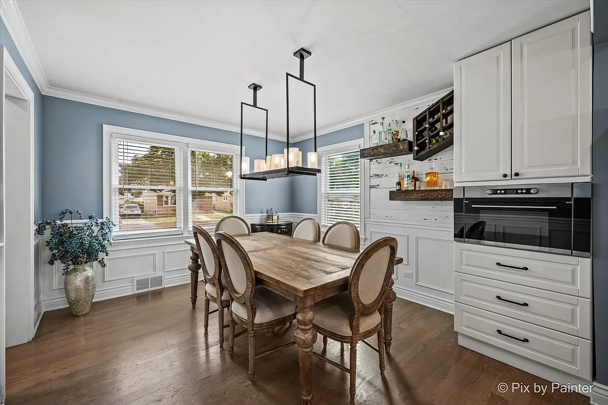 3 bed, 1500 sqft, $3,600 — Photo 2
