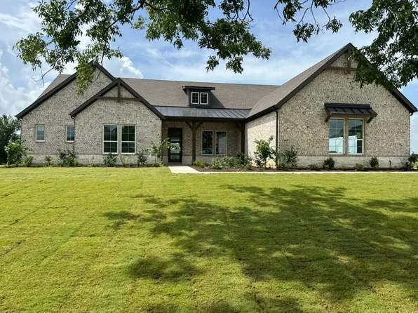 205 Cobb Rd, Leonard, TX 75452