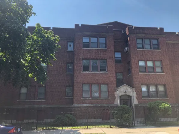 2207 E 67th St #1, Chicago, IL 60649