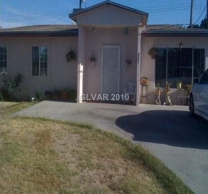 1st image of 4551 Swandale Ave