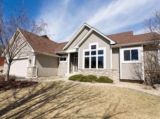 1618 Sandbar Cir, Waconia, MN 55387