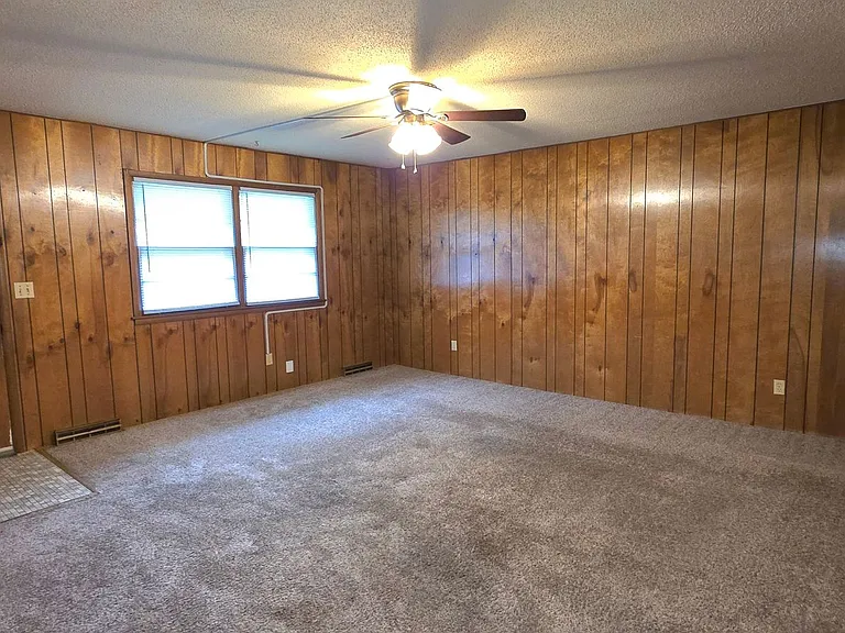 1423 E Cairo St — Photo 6