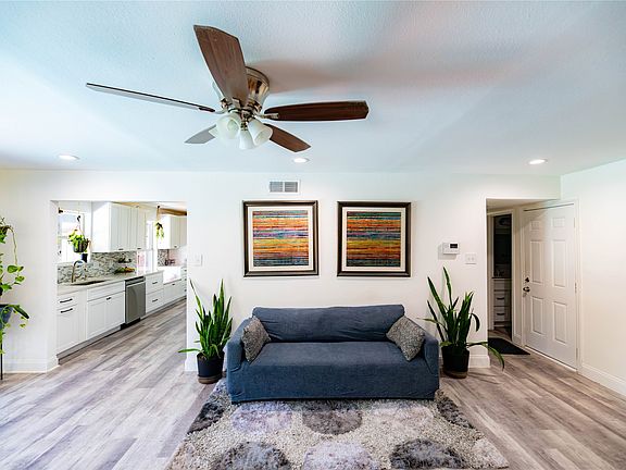 5th image of 3301 Knights Haven Ln
