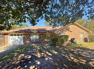 703 Tray Ct, Hinesville, GA 31313